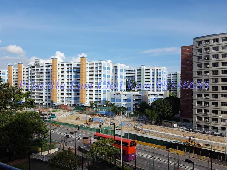 Tampines Street 42 thumbnail photo